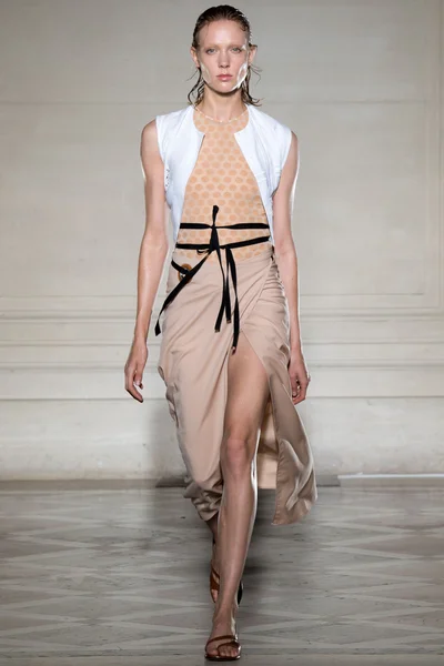 Look 33